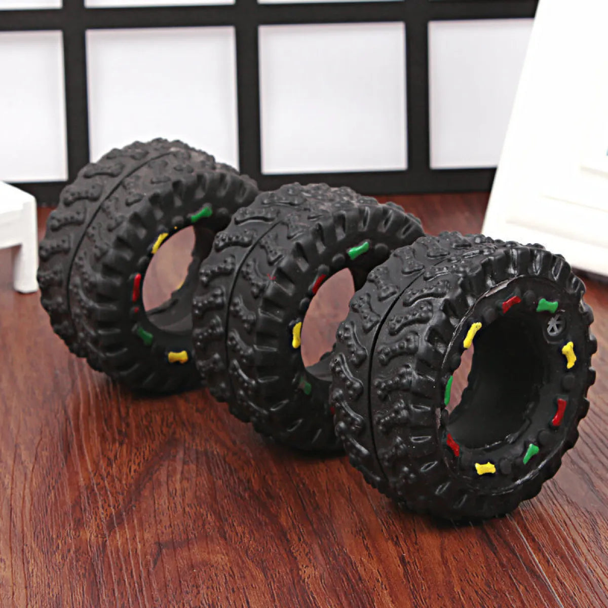 Small Tire Dog Vocalization Toy